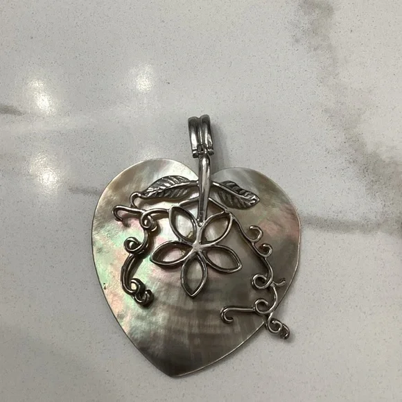 Lia Sophia silver Pendant bundle - Picture 2 of 5